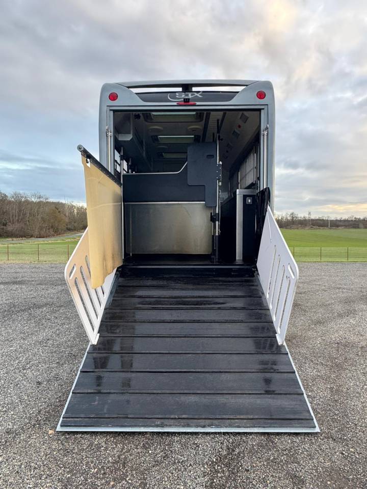 Horsebox NON-HGV Volvo STX 2018 Used