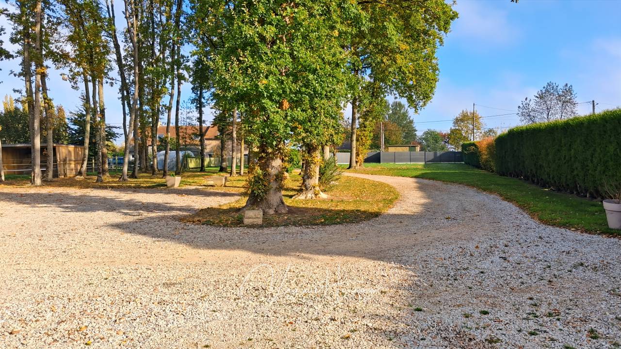Equestrian property  Calvados