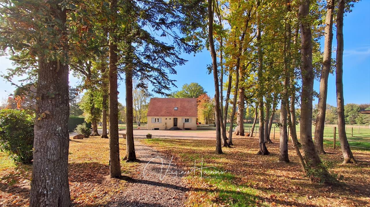 Equestrian property  Calvados