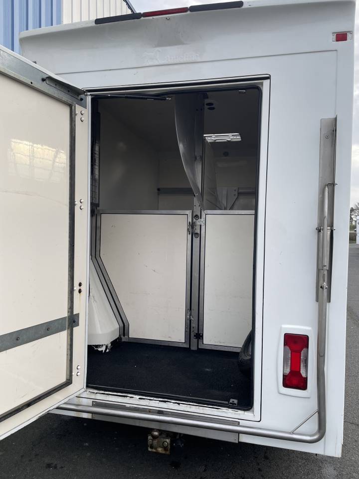 Horsebox HGV Ameline Boxer 2014 Used
