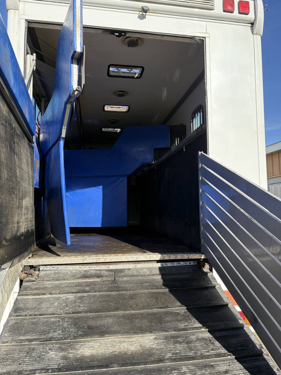 Horsebox NON-HGV Mercedes Actros 1998 Used