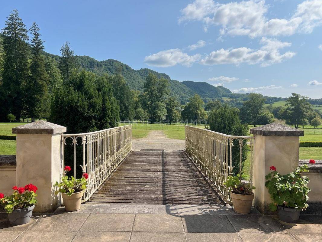 Luxurious equestrian property  Jura