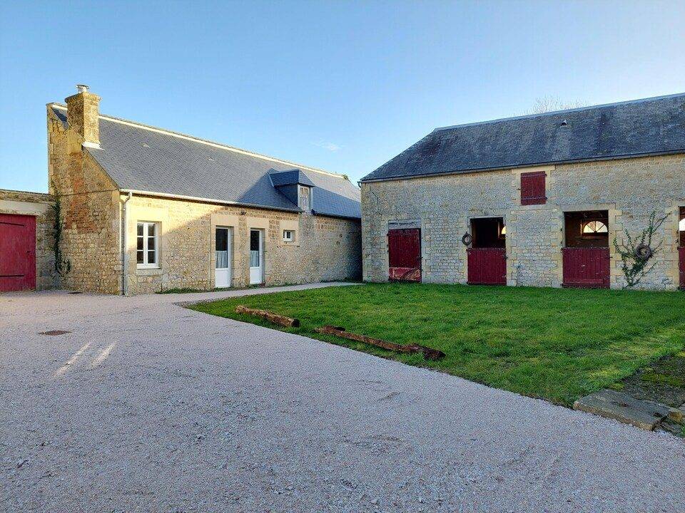 Equestrian property  Calvados