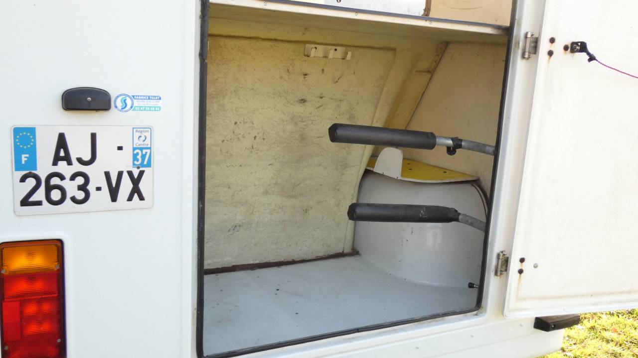 Horsebox HGV Fautras opel movano 3500 2008 Used