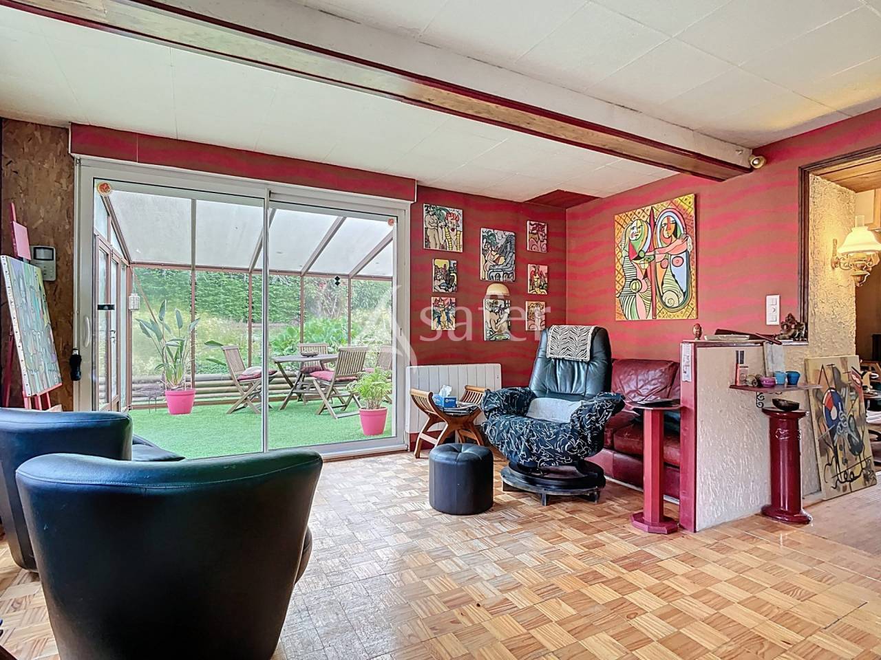 Other country property  Vend&eacute;e