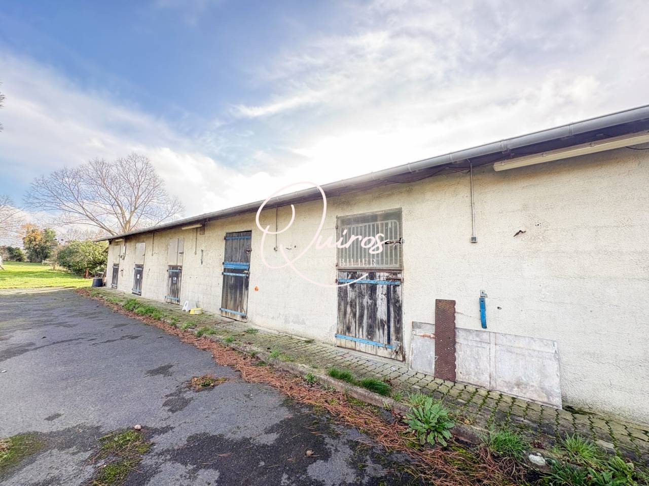 Equestrian property  Calvados