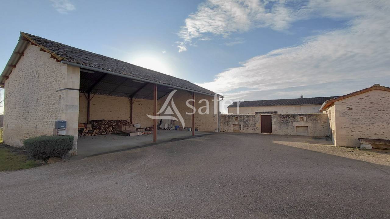 Other country property  Vienne