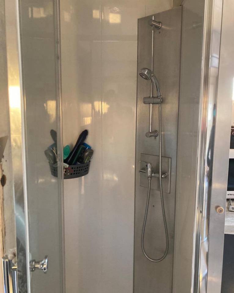 Horsebox NON-HGV Renault MEDIUM 2006 Used