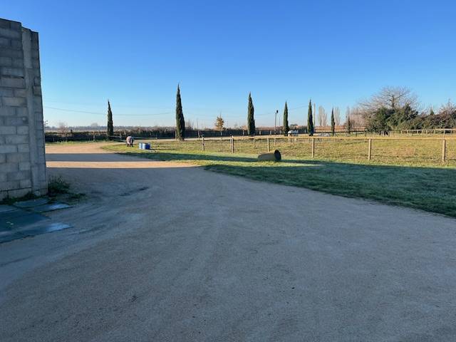 Equestrian property  Gard