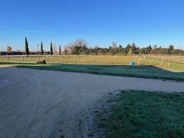 Equestrian property  Gard