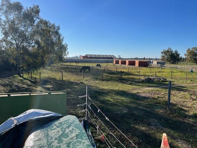 Equestrian property  Gard