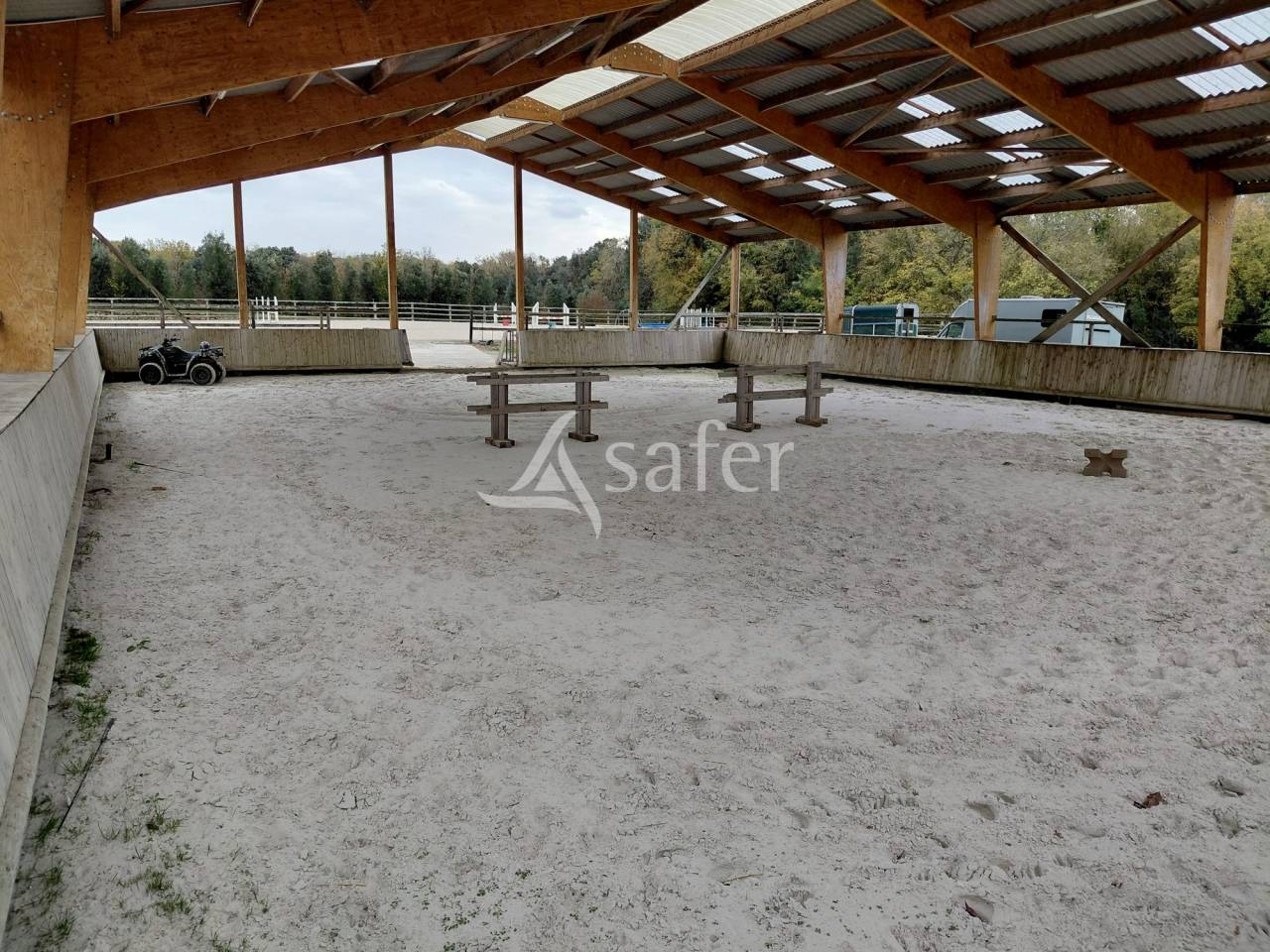 Equestrian property  Charente-Maritime