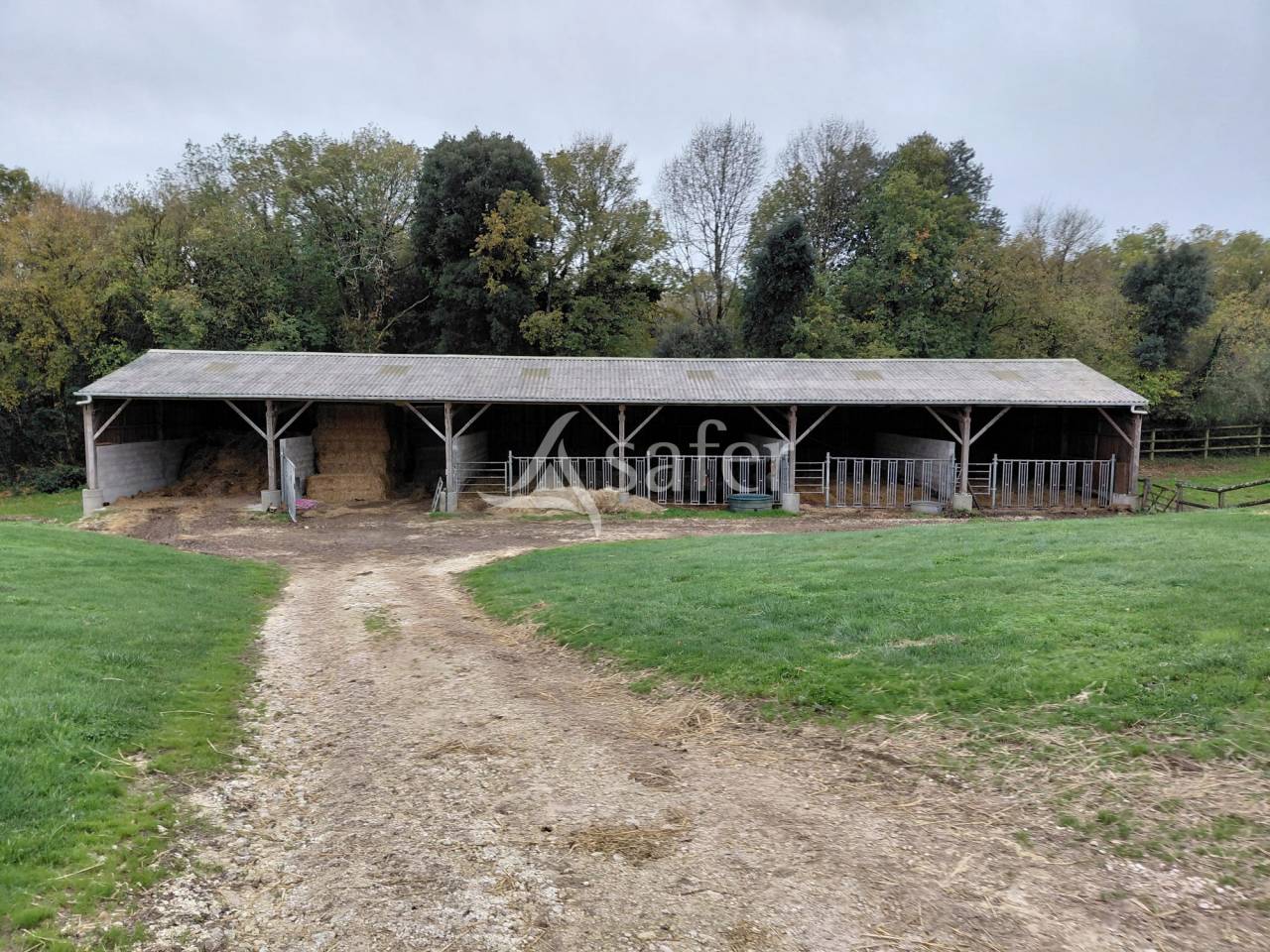 Equestrian property  Charente-Maritime