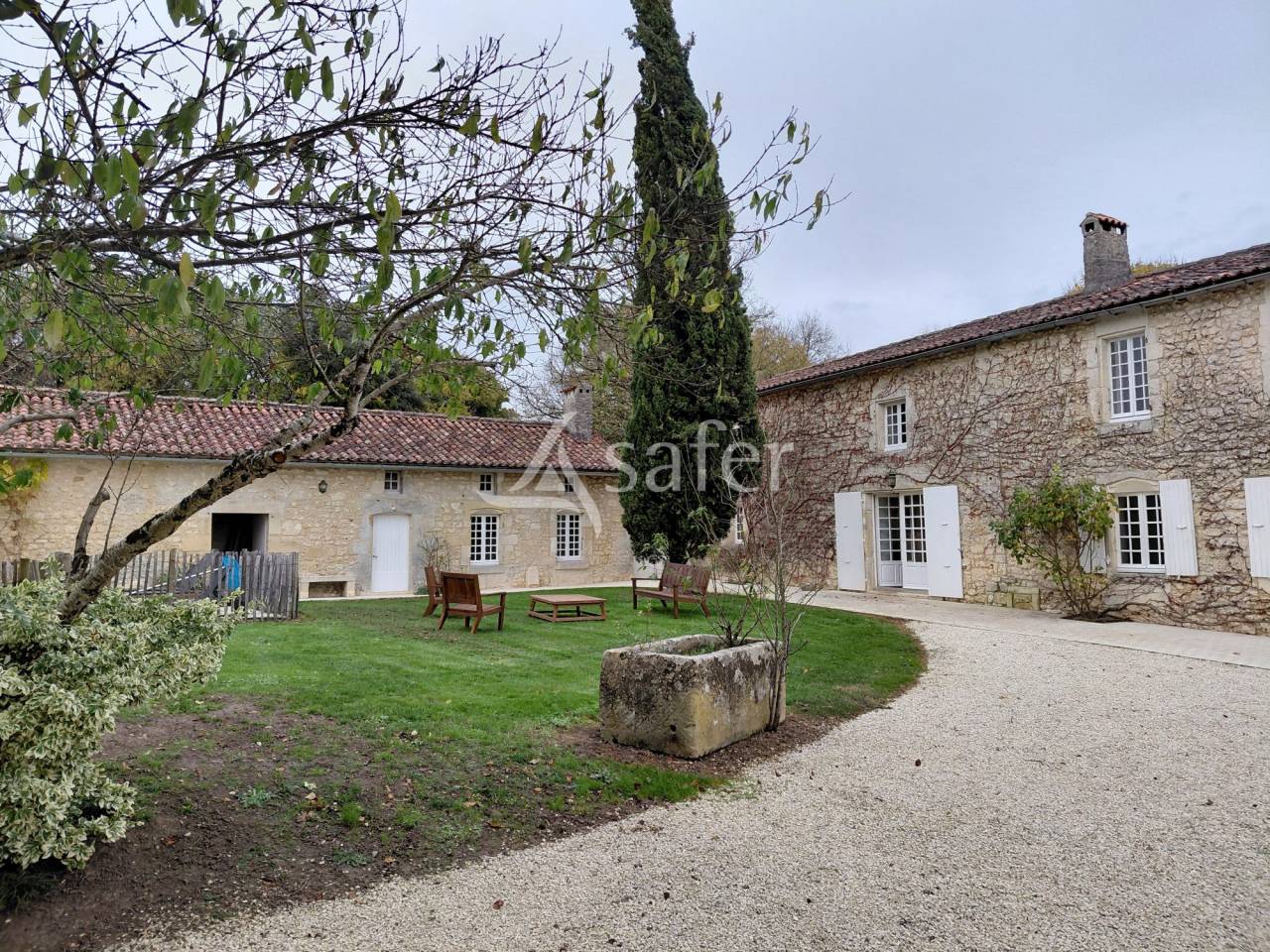 Equestrian property  Charente-Maritime