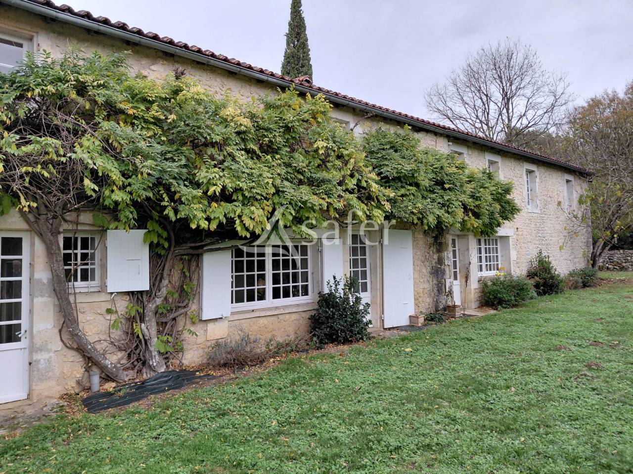 Equestrian property  Charente-Maritime