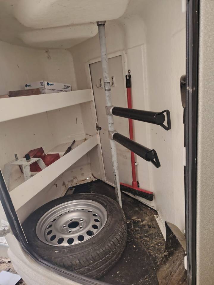 Horse trailer Westfalia XL 2 Stalls 2007 Used