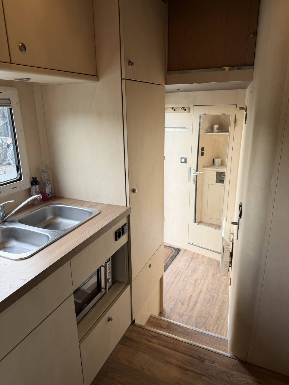 Horsebox NON-HGV Man 400 chx double essieu  2010 Used