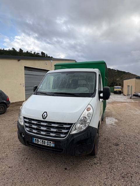 Horsebox HGV Renault  2012 Used