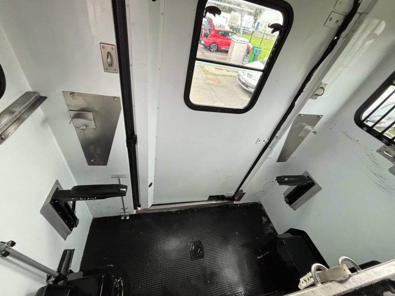 Horsebox HGV Theault Proteo 2015 Used