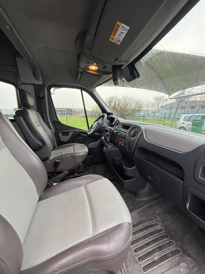 Horsebox HGV Theault Proteo 2015 Used