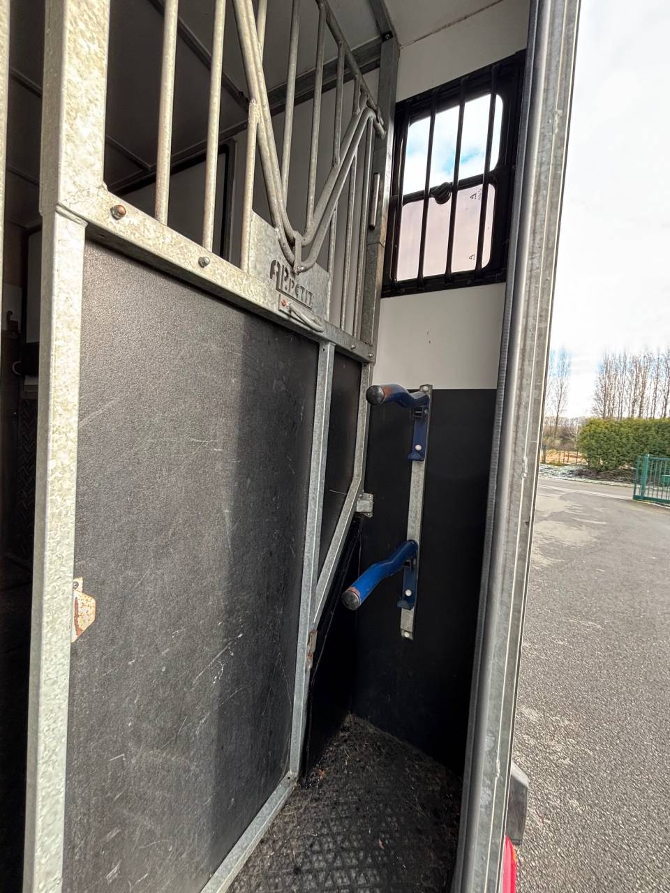 Horsebox HGV AP Petit 2 places stalles  2018 Used