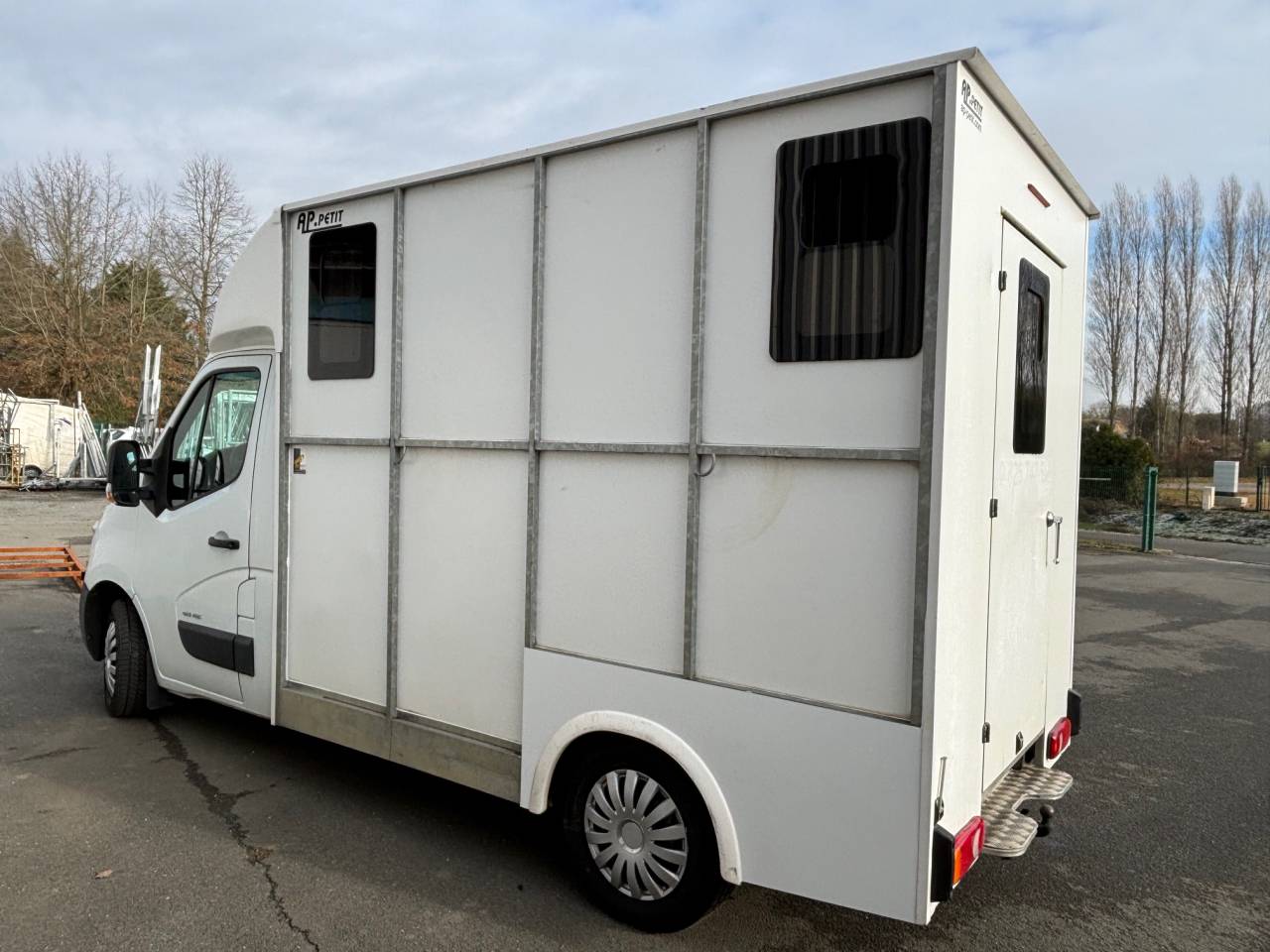 Horsebox HGV AP Petit 2 places stalles  2018 Used