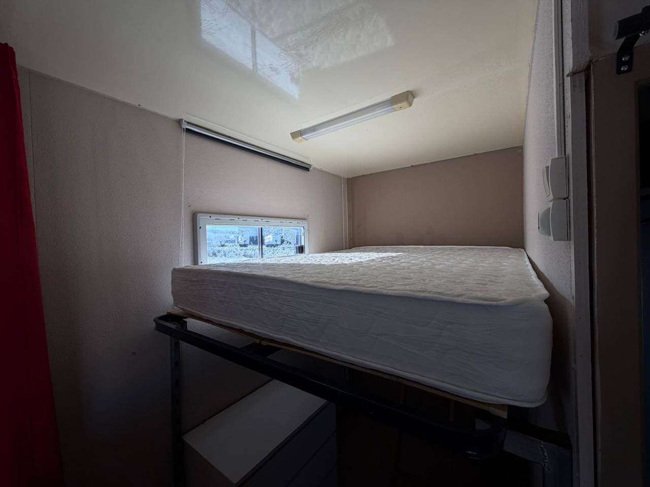 Horsebox NON-HGV Daf SEMI-REMORQUE 10P-APPARTEMENT 4P 2017 Used