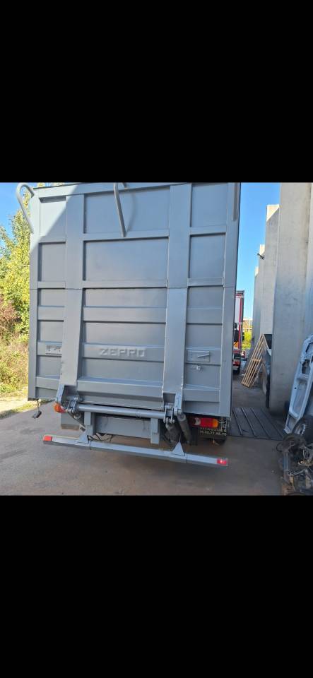 Horsebox NON-HGV Renault Midlum  2004 Used