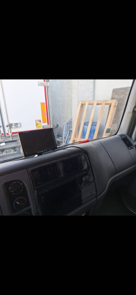 Horsebox NON-HGV Renault Midlum  2004 Used