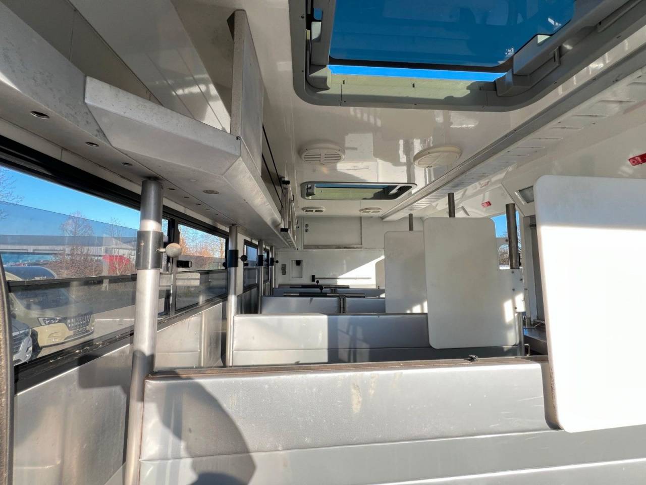 Horsebox NON-HGV Mercedes MERCEDES-BENZ 0 Used