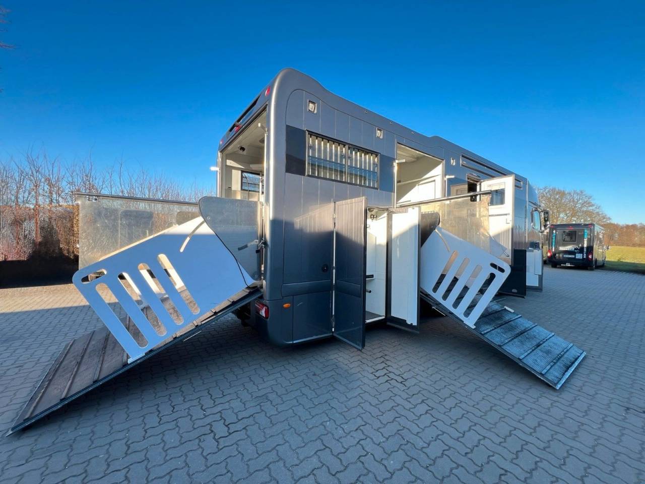 Horsebox NON-HGV Mercedes MERCEDES-BENZ 0 Used