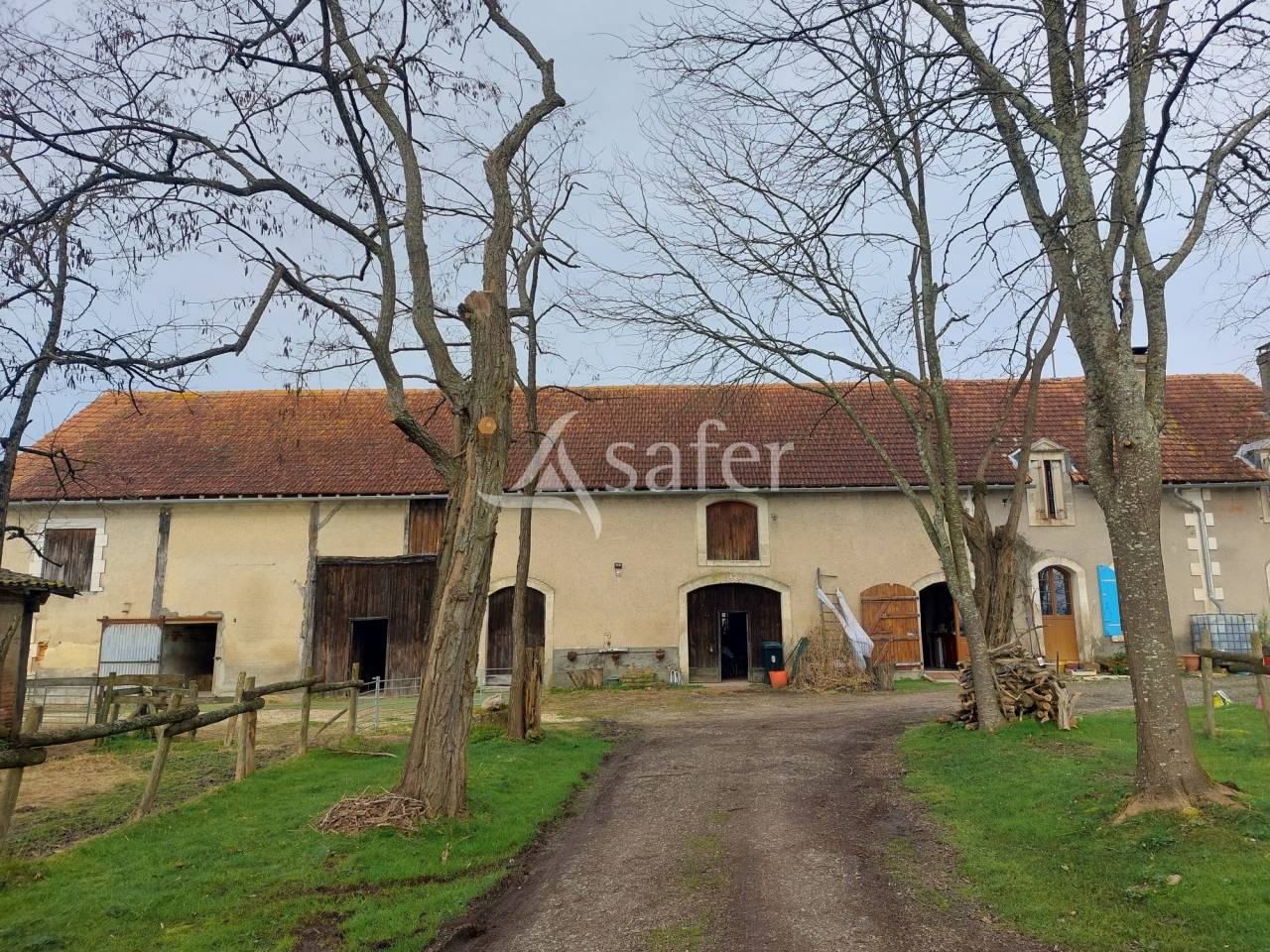 Sheep farm  Dordogne