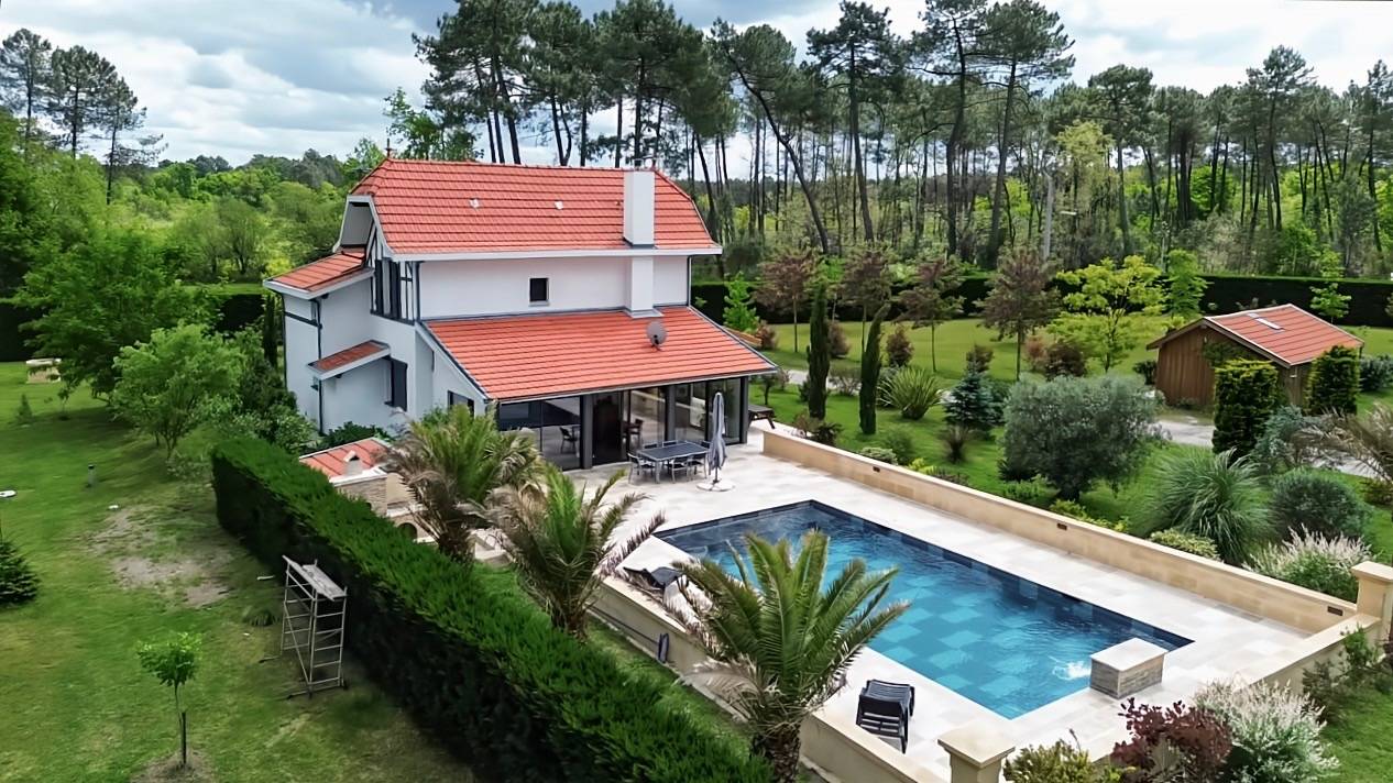 Equestrian property  Gironde