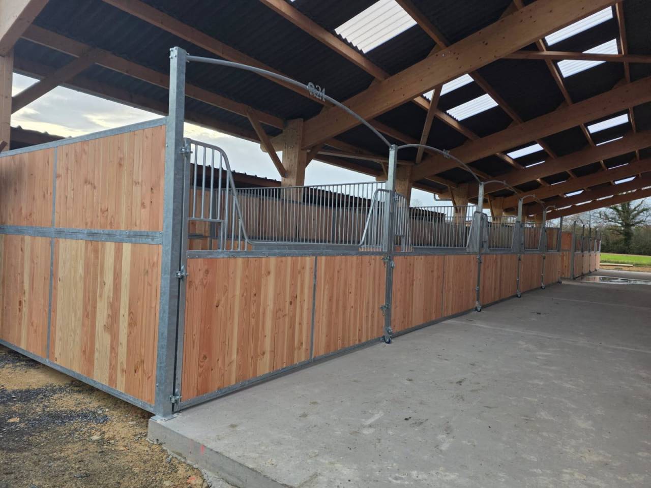 LCI Location | Equestrian facilities > Horse stables