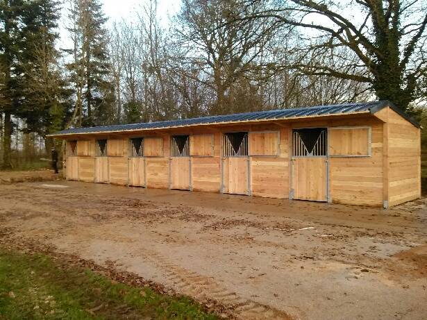 LCI Location | Equestrian facilities > Horse stables