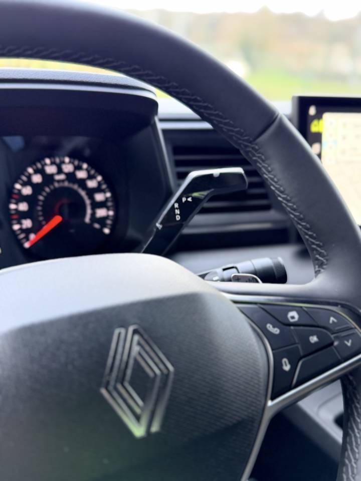 Horsebox HGV AKX 5p BVA  2026 New