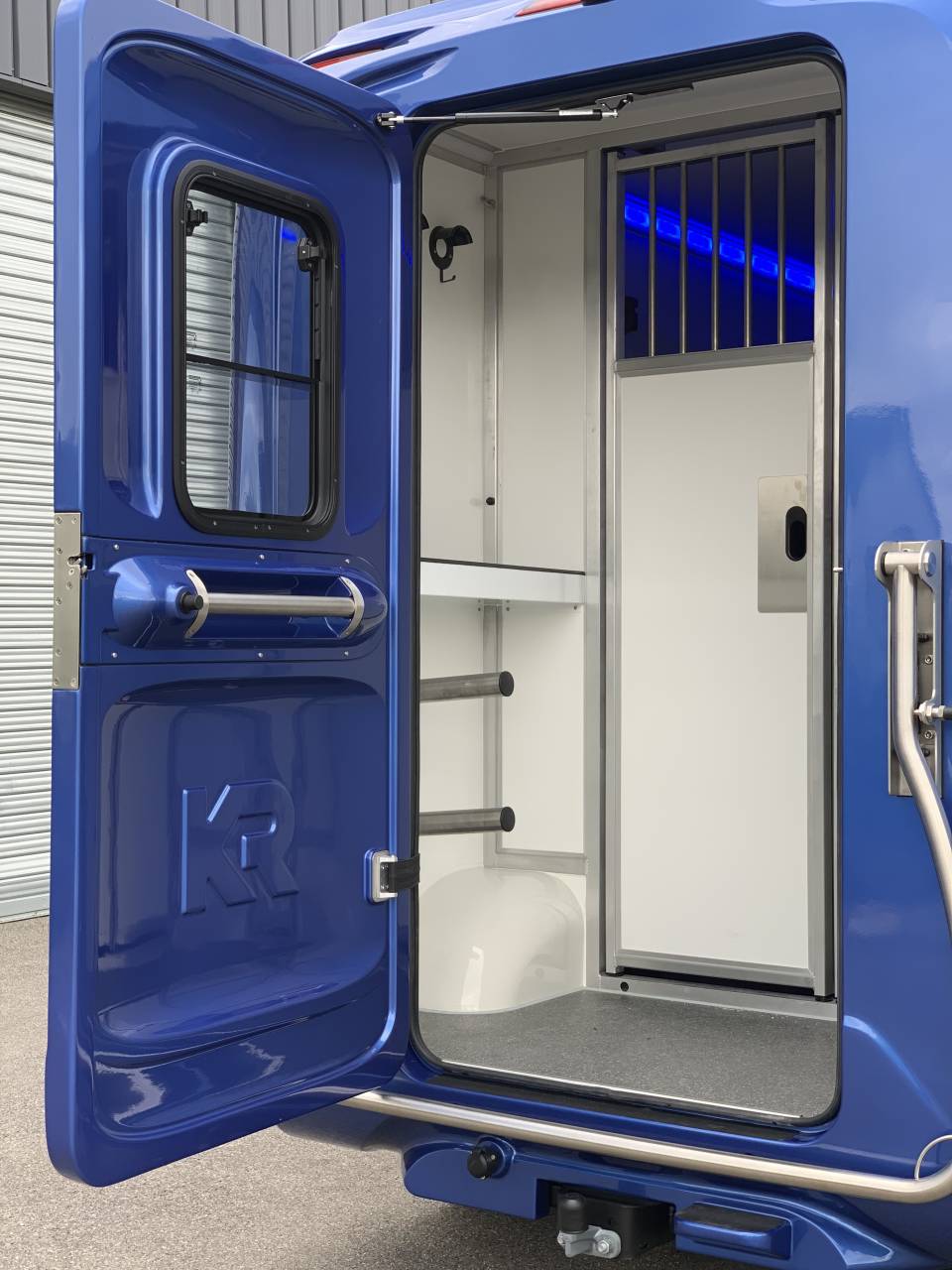 Horsebox HGV Krismar 3pstallion 2021 Used