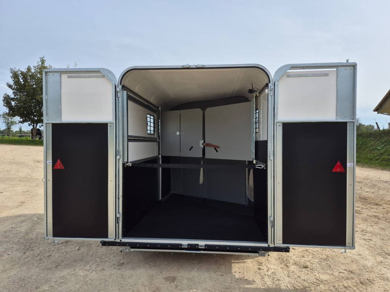 Horse trailer Fautras Oblic X2 2 Stalls 2026 New