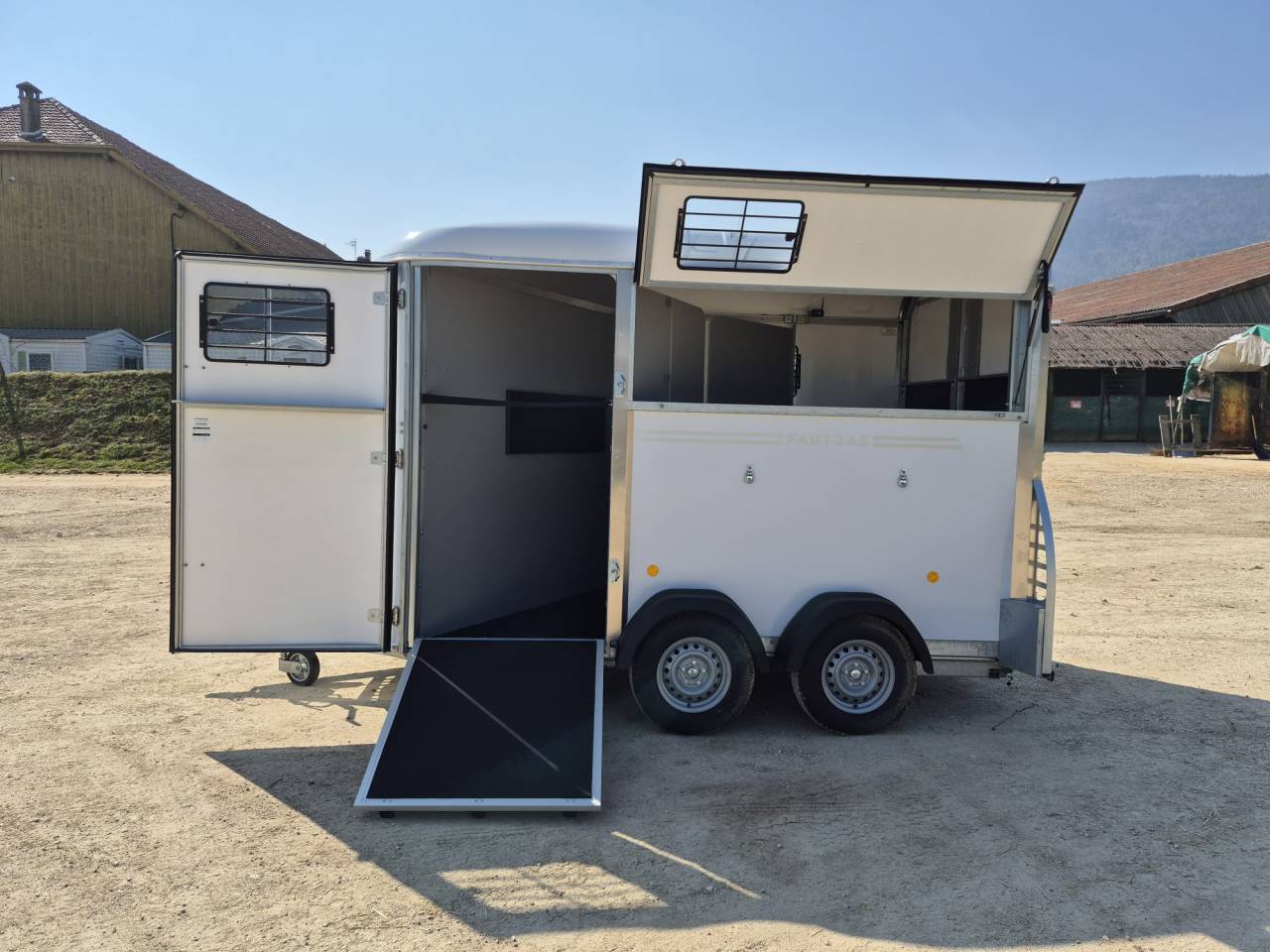 Horse trailer Fautras Oblic X2 2 Stalls 2026 New