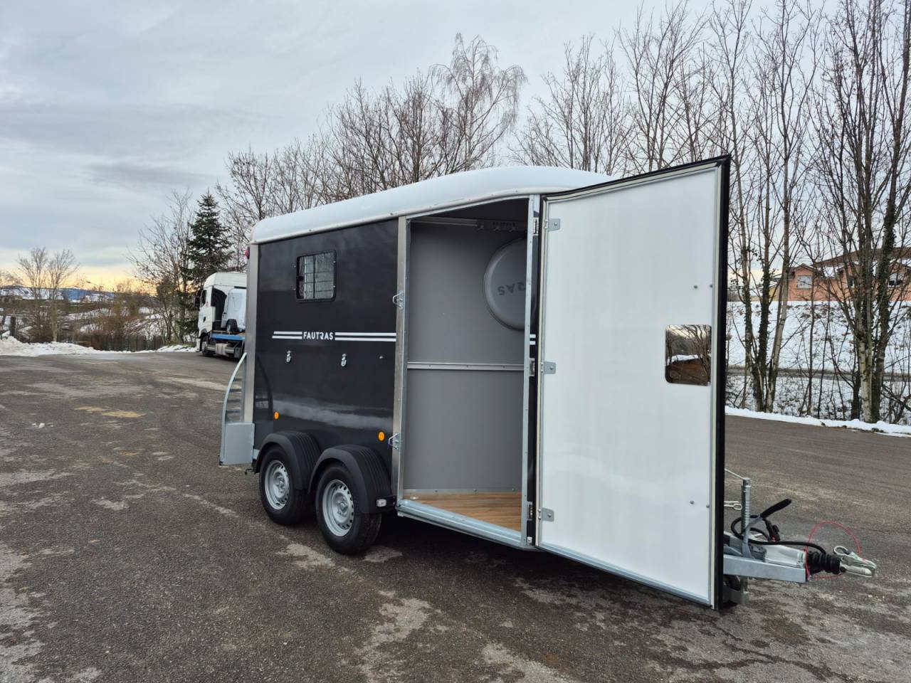 Horse trailer Fautras Oblic X2 2 Stalls 2026 New
