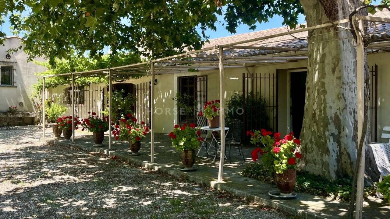 Equestrian property  Gard