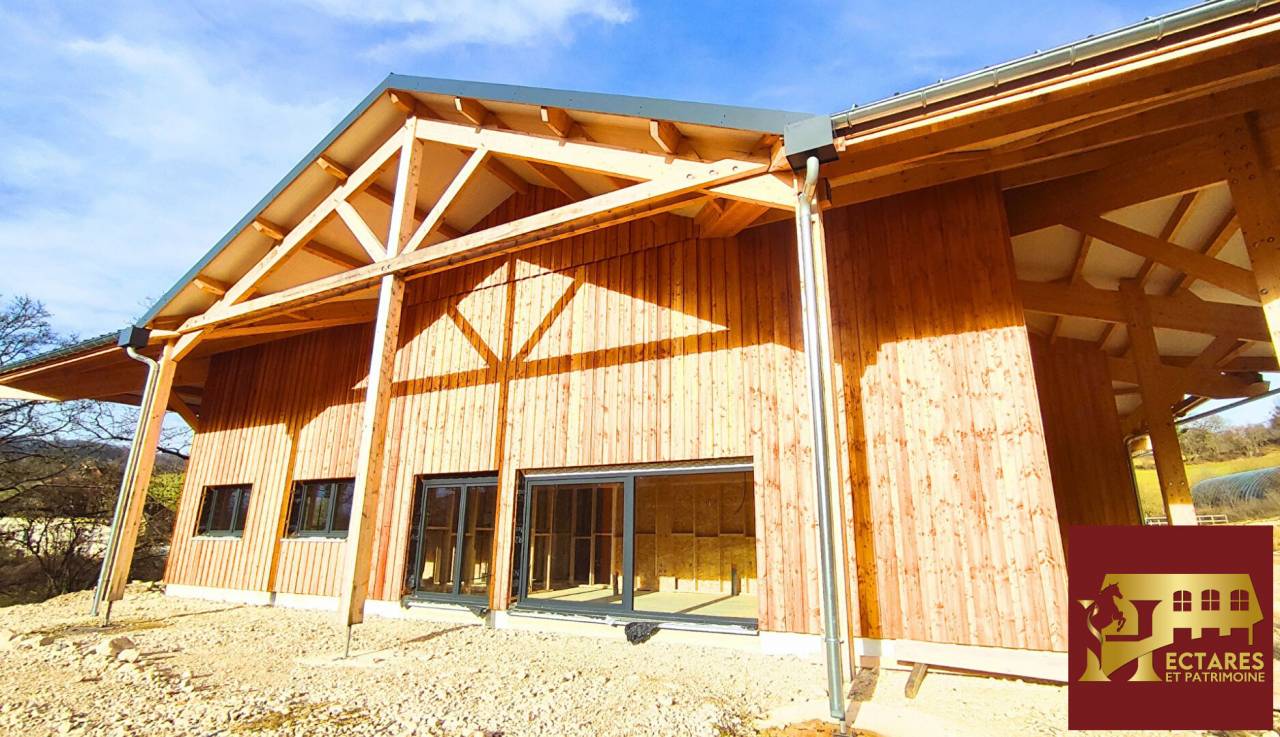 Equestrian property  Doubs