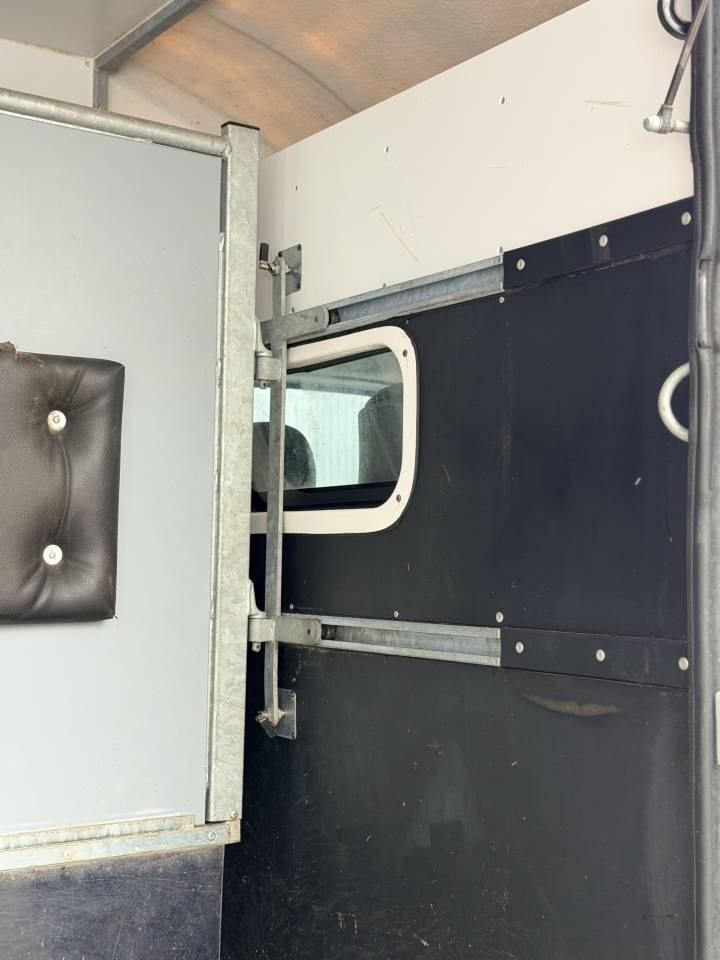 Horsebox HGV AP Petit 3pstalles 2022 Used