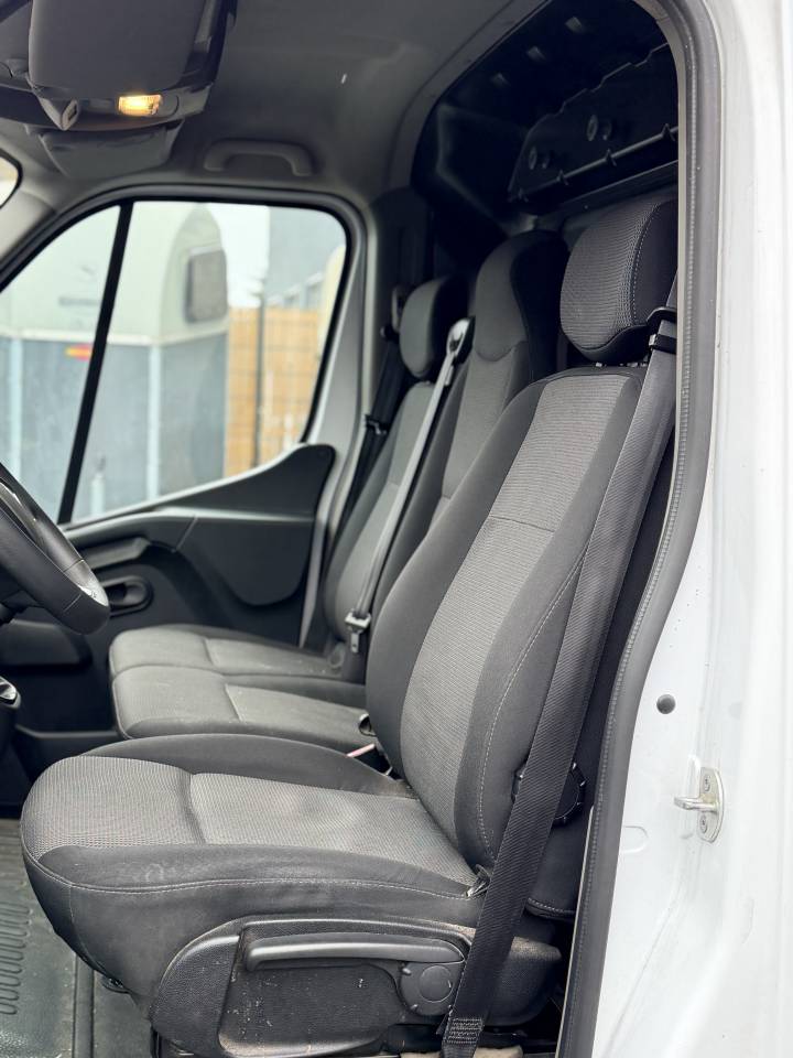 Horsebox HGV AP Petit 3pstalles 2022 Used