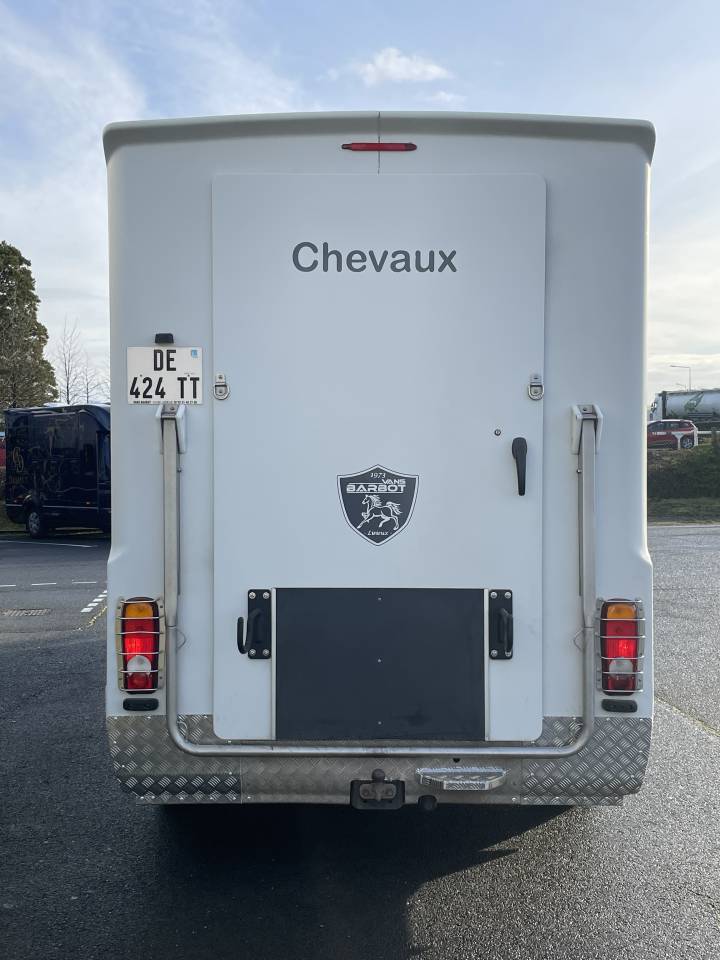Horsebox HGV Barbot master 2014 Used