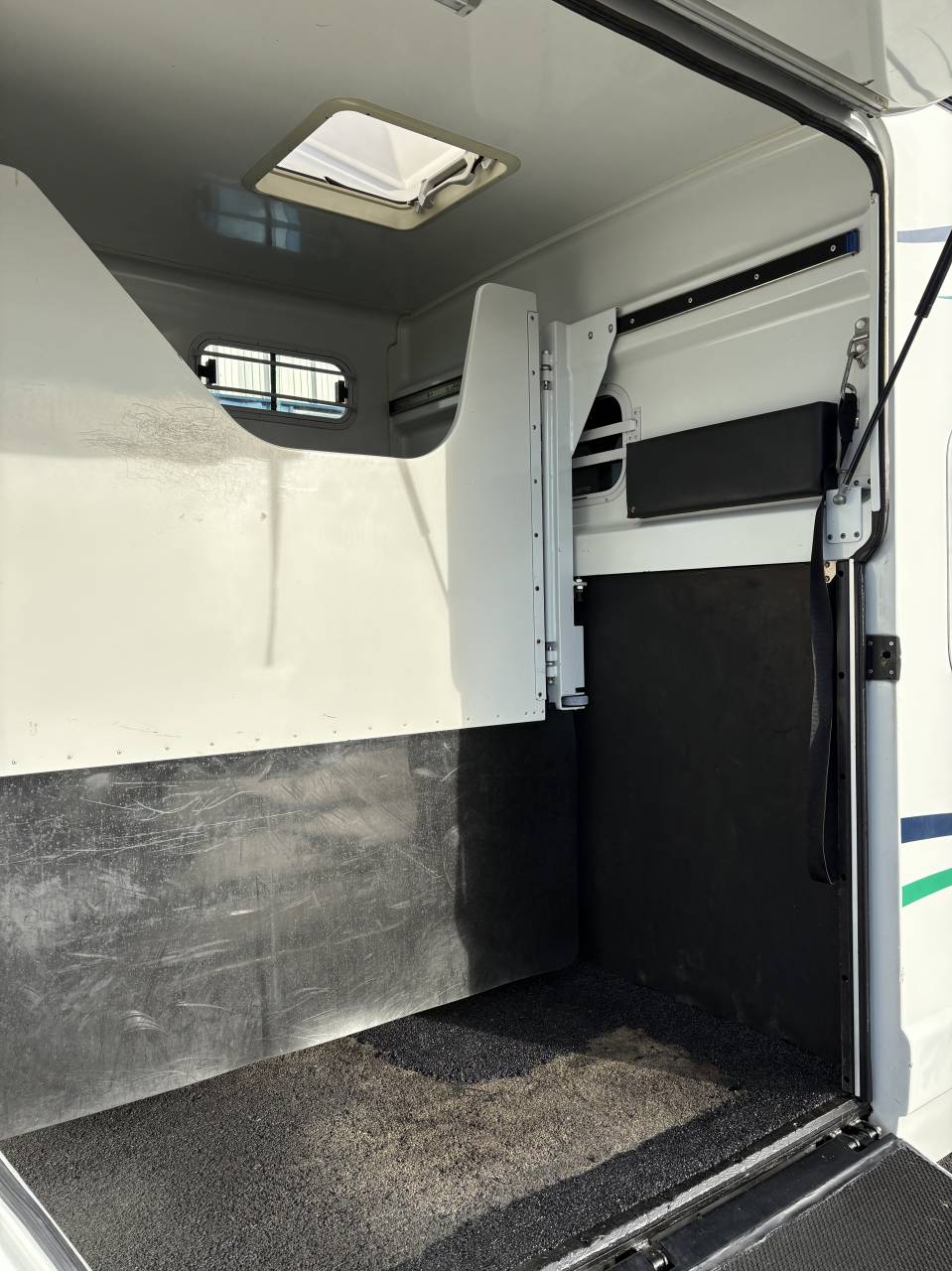 Horsebox HGV Barbot D5 2015 Used