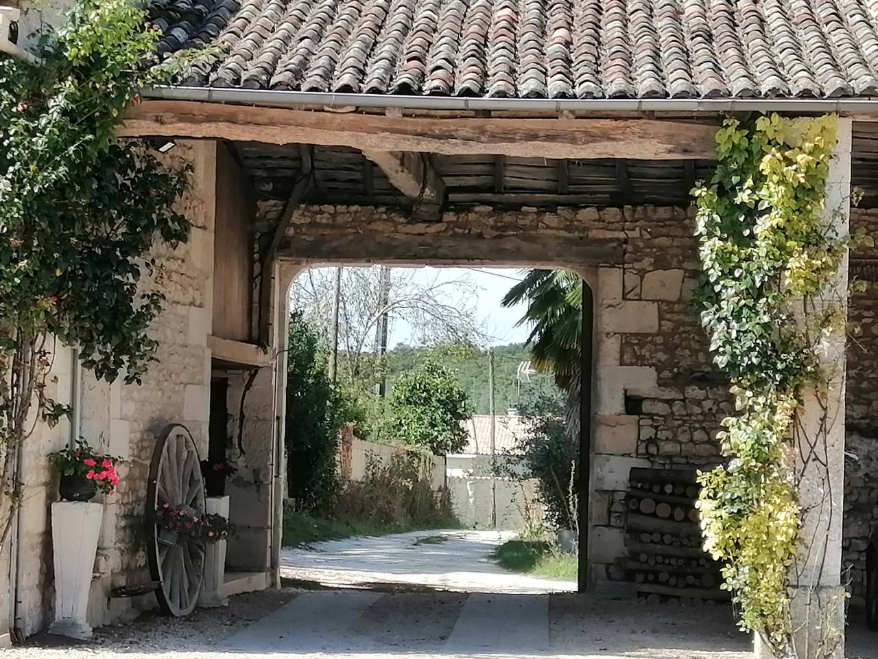 Luxurious equestrian property  Charente