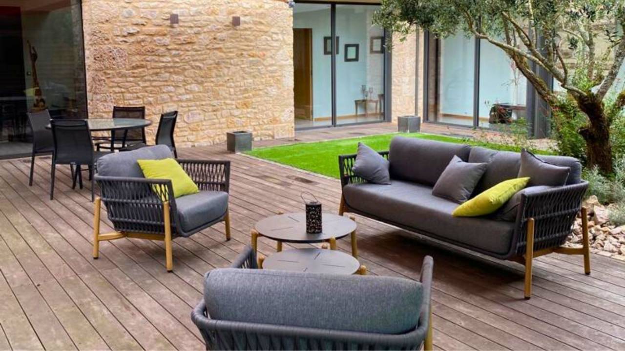 Luxurious equestrian property  Lot