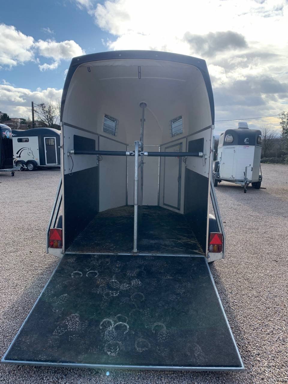 Horse trailer Bockmann DUO ESPRIT SILVER + BLACK 2 Stalls 2021 Used