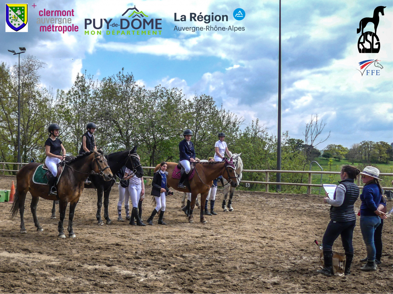 Riding teacher - Permanent contract Full time - Puy-de-D&ocirc;me France